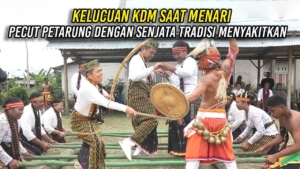 KELUCUAN KDM SAAT MENARI | PECUT PETARUNG DENGAN SENJATA TRADISI MENYAKITKAN