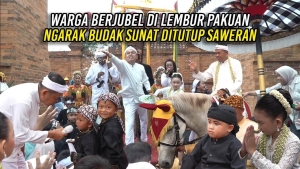 Ribuan Warga Padati Lembur Pakuan, Tradisi Ngarak Budak Sunat Meriah dengan Saweran dan Gamelan